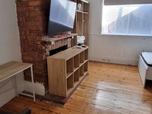 Room for rent in Camerons Creek, Victoria