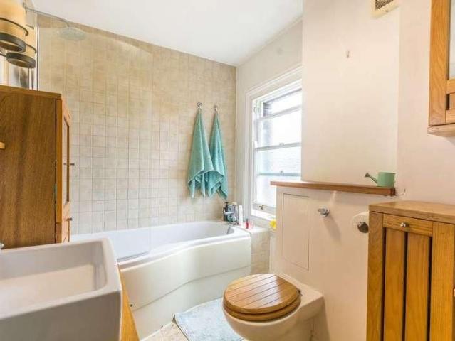 Apartment for rent in Maida Vale, Isle Of Man