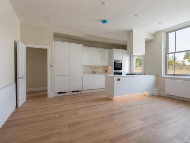 Apartment for rent in St. John's Wood, Greater London