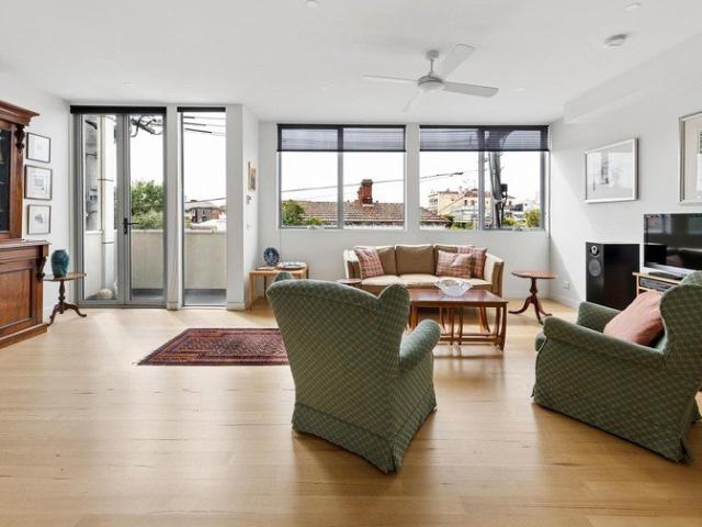 House for sale in Clifton Hill, Melbourne