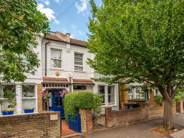 House for rent in London Borough of Merton, Raynes Park