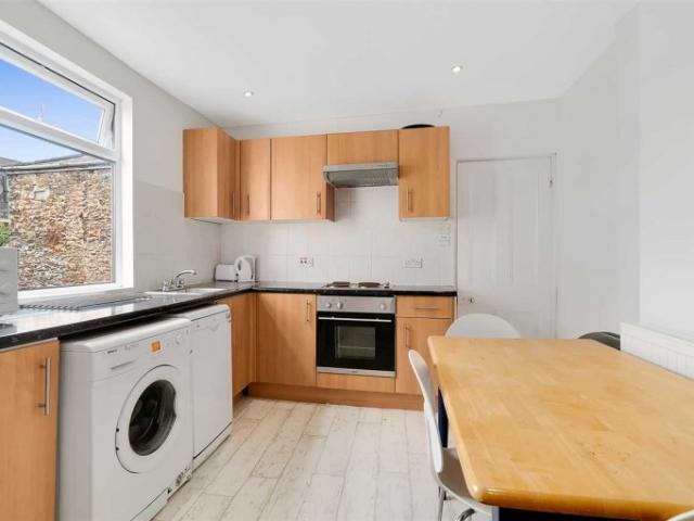 Room for rent in Greenbank, Mount Wise