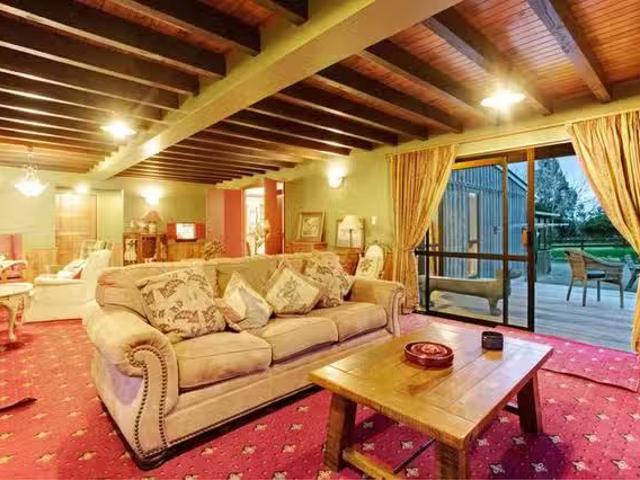 Apartment for rent in Awhitu