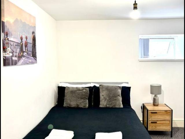 Apartment for rent in Calderstones