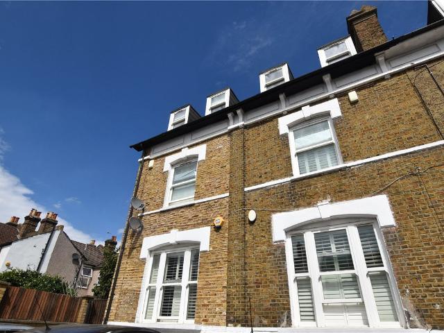 Apartment for rent in London Borough of Croydon, Selhurst