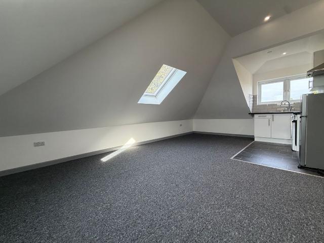 Apartment for rent in Regents Park, Southampton