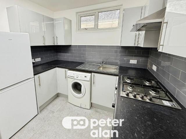Apartment for rent in Adamsdown, Cardiff