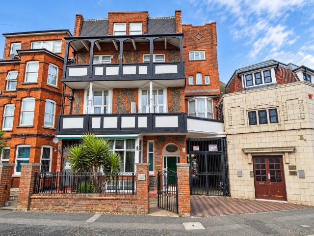 Apartment for rent in Cliftonville West, Thanet