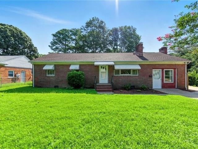 House for sale in Hampton House for sale in Hampton