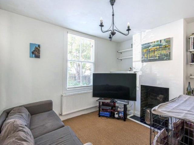 Apartment for rent in Charlotteville, Westborough