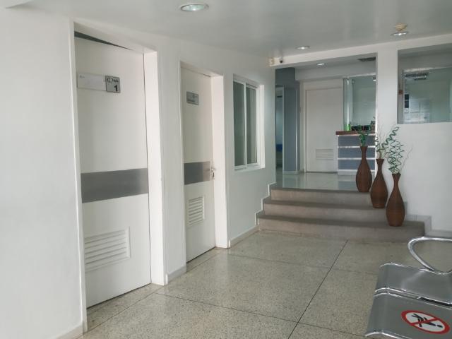 Edificio en venta en Valencia, Los Colorados