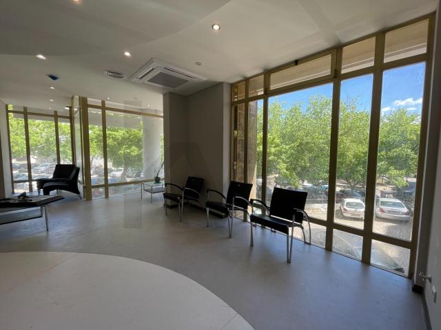 Loja alugar em Almada Velha, Almada