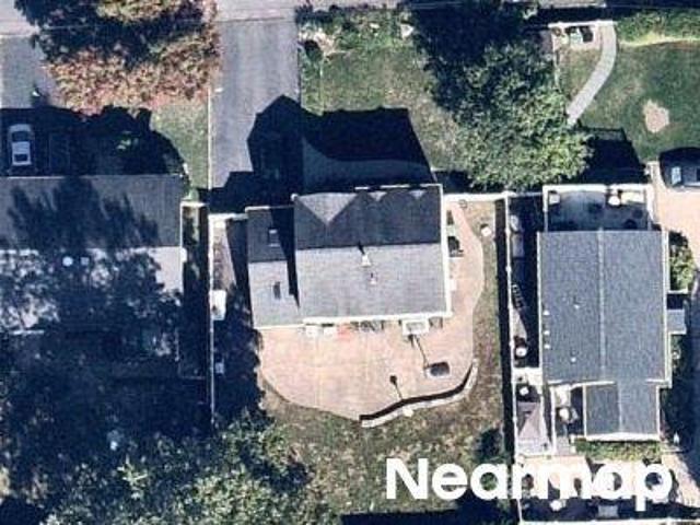 House for sale in Bergenfield, New Jersey
