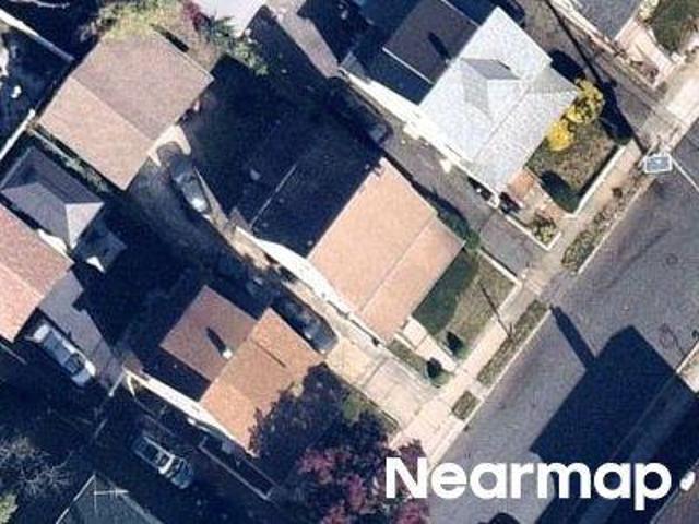 House for sale in Hillside