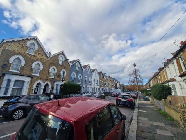 Room for rent in Greater London