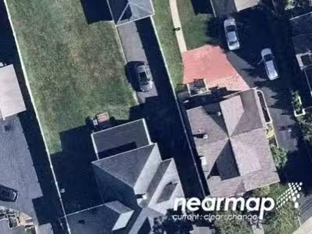 House for sale in Charles City