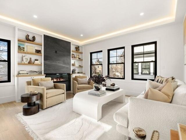 Condo for sale in Newton