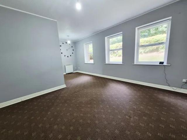 Apartment for rent in Queen's Park, Blackburn