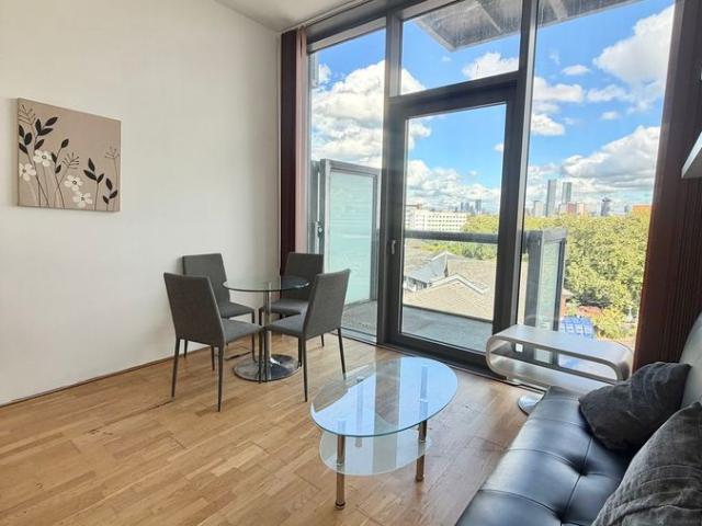 Apartment for rent in Ordsall, Salford