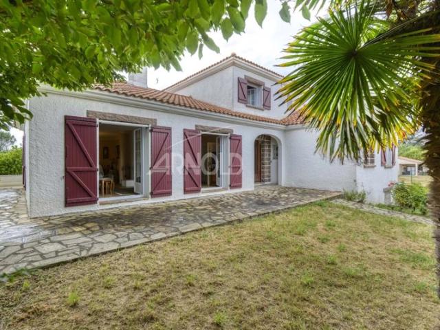 Maison vente à Nantes, Clisson
