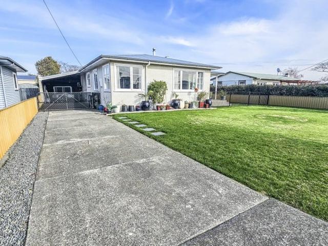 House for rent in Clive