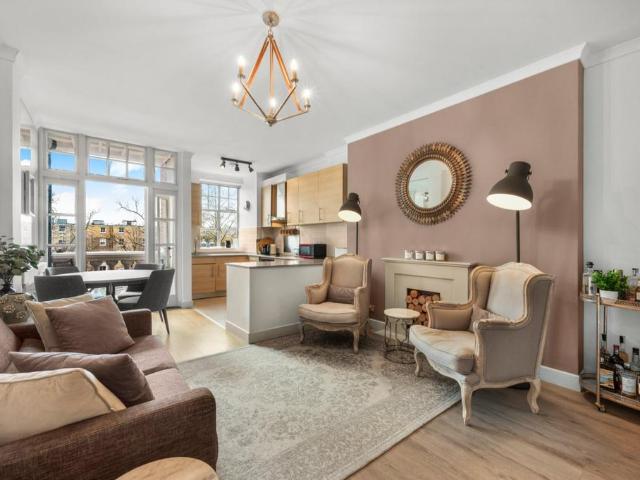 Apartment for rent in St. John's Wood, Greater London