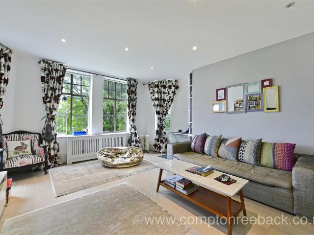 Apartment for rent in St. John's Wood, Greater London