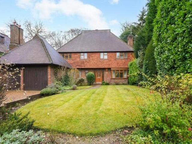 House for sale in Lower Green Esher, Blackhills