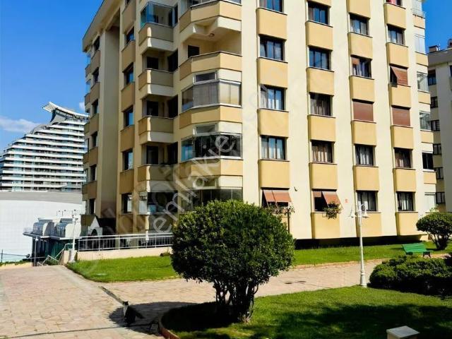 Üsküdar, İstanbul içerisinde kiralık mülk