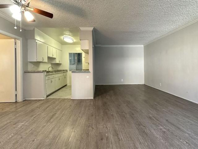 Apartment for rent in North Hollywood Neighborhood Council District, Canoga Park