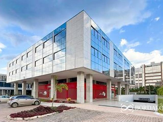 Apartamento venda em Região Geográfica Imediata do Distrito Federal, Região Integrada de Desenvolvimento do Distrito Federal e Entorno