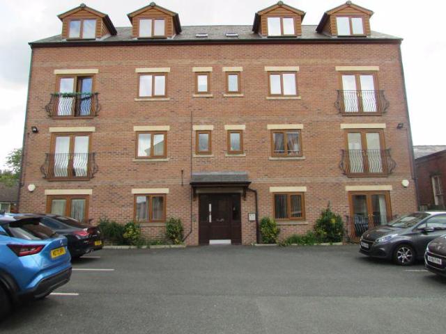 Apartment for rent in Lady House, Burnedge