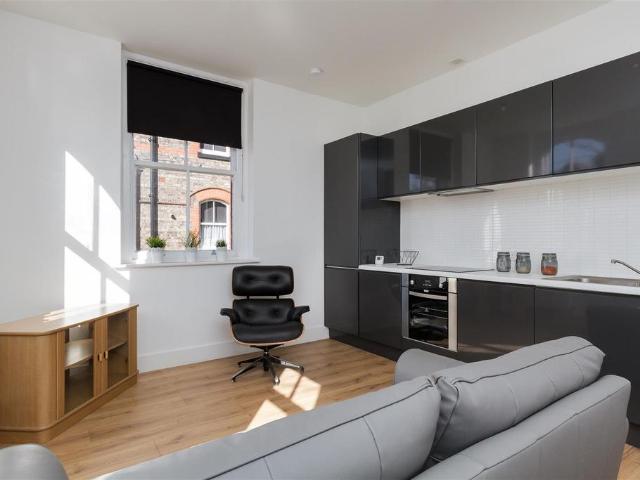 Apartment for rent in Clock Tower Park, Liverpool