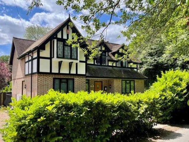 House for sale in Row Town, Surrey