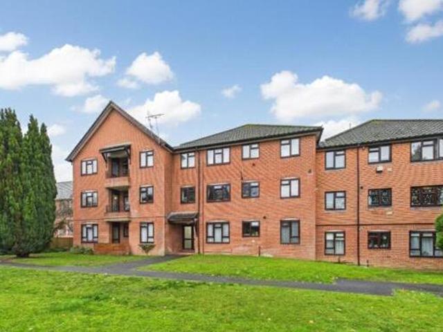 House for sale in Farnborough, Hampshire