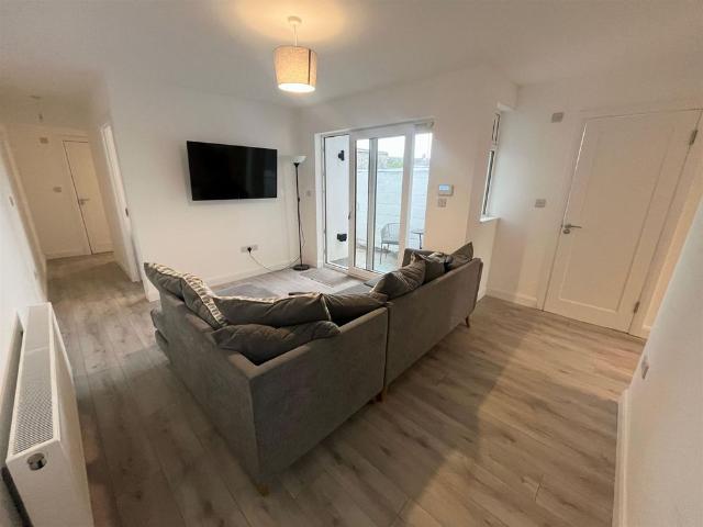 House to rent in Bluebell, North Tipperary