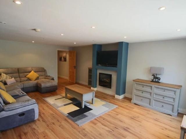 Apartment to rent in Cashel ED, Carrick-on-Shannon Municipal District