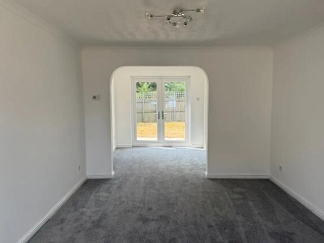 House for rent in Pengam Green, Falcon Lodge