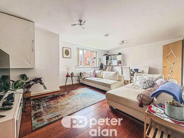 House for rent in Falcon Lodge, Wales