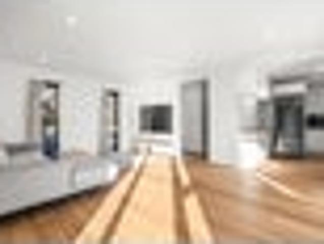 House for sale in Chaslands, Canterbury