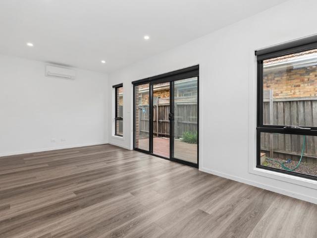 Townhouse for rent in Camerons Creek, Victoria