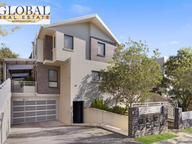 Townhouse for rent in Sydney, New South Wales