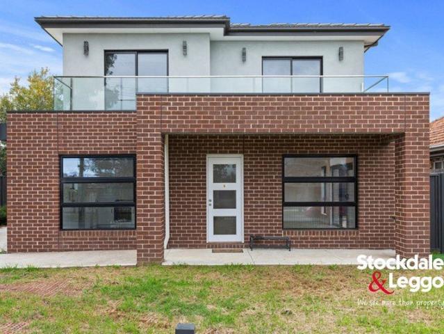 Townhouse for rent in Camerons Creek, Victoria