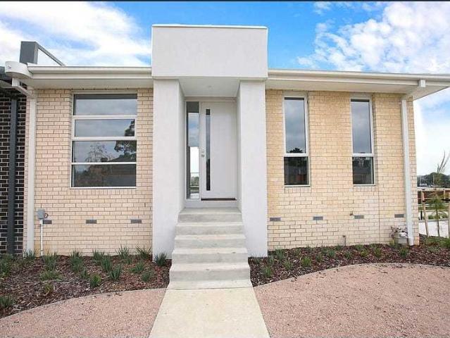 Townhouse for rent in Camerons Creek, Victoria