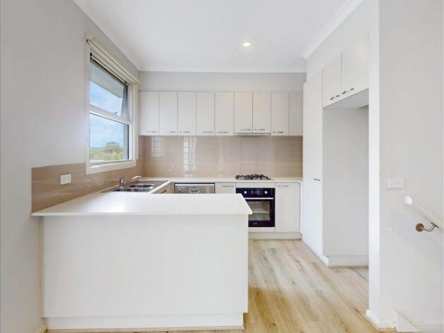 Townhouse for rent in Camerons Creek, Victoria