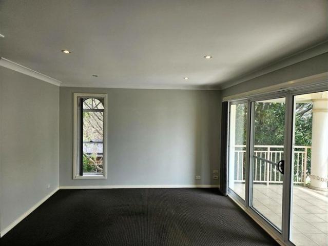 Townhouse for rent in Sutherland, New South Wales