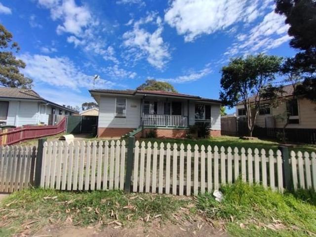 House for rent in Airds, Sydney