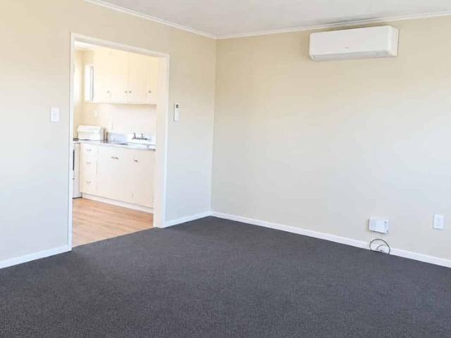 Townhouse for rent in Maidstone, Upper Hutt
