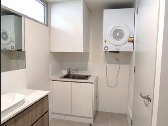 Apartment for rent in Rockingham, Queensland