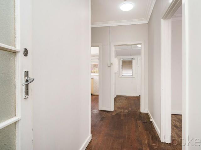 House for rent in Perth